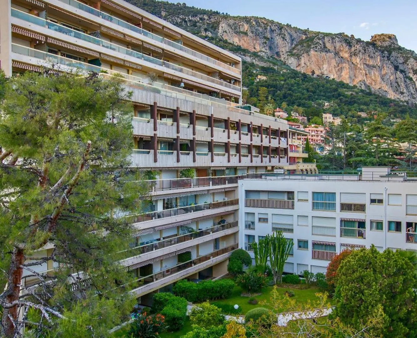 Apartment Evasion Menton Vue Mer Proche Plage Et Gare France