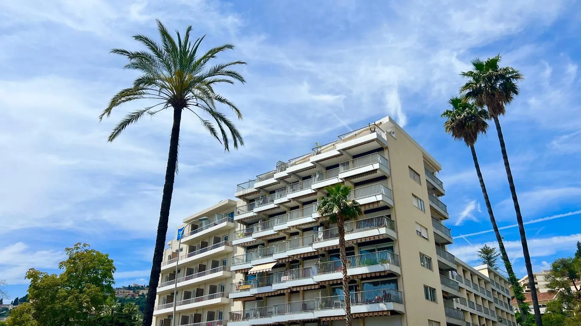 Evasion Menton Vue Mer Proche Plage Et Gare 0*,  France