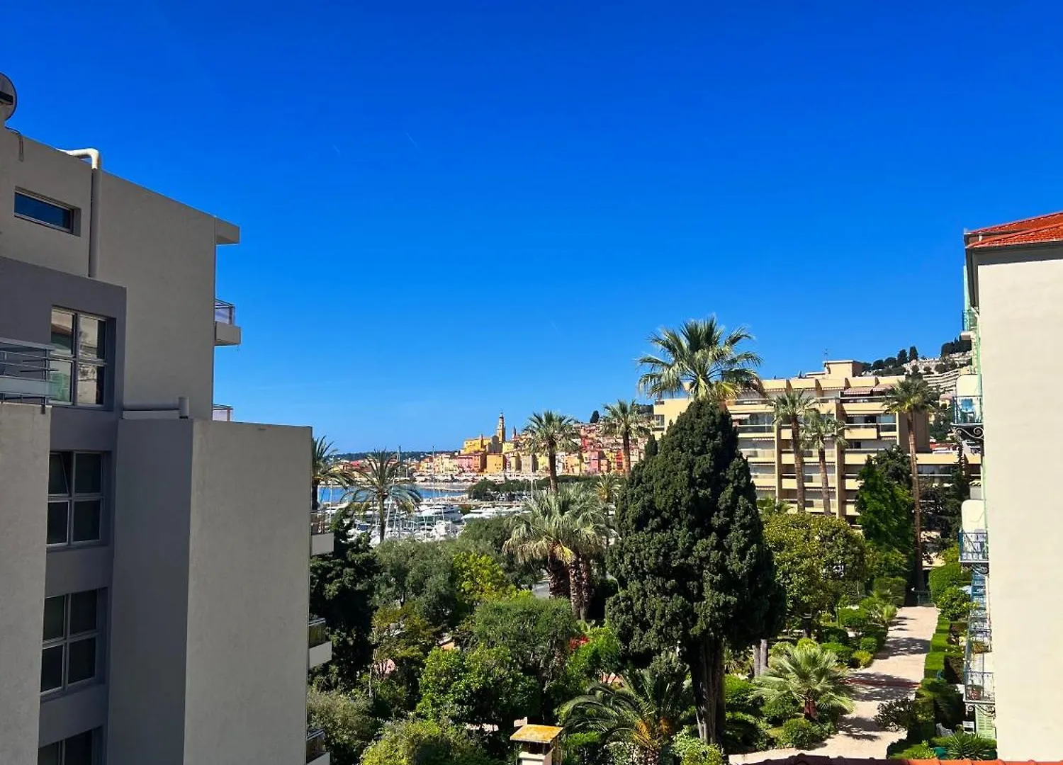 Apartment Evasion Menton Vue Mer Proche Plage Et Gare